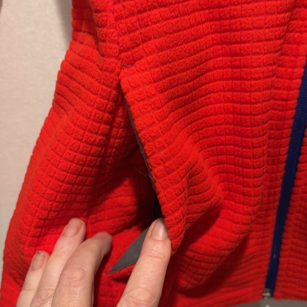 Lands' End - ladies grid Fleece Zip Up Jacket. Size Small. NWT. Orange - Picture 8 of 16